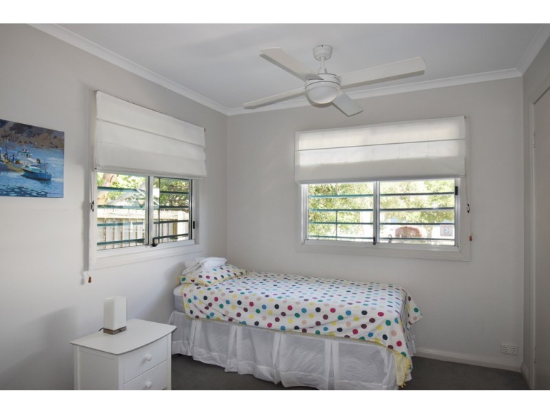 2/7 Wilson Avenue, Dicky Beach QLD 4551