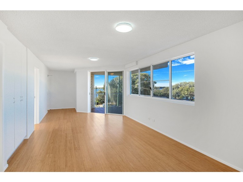 Unit 5/15 Esplanade, Golden Beach QLD 4551