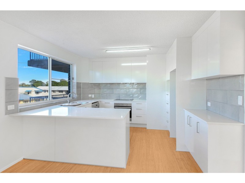 Unit 5/15 Esplanade, Golden Beach QLD 4551