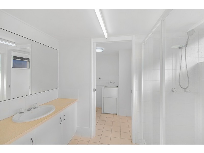 Unit 5/15 Esplanade, Golden Beach QLD 4551