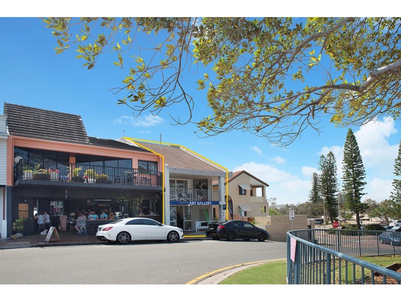 4 Seaview Terrace, Moffat Beach QLD 4551