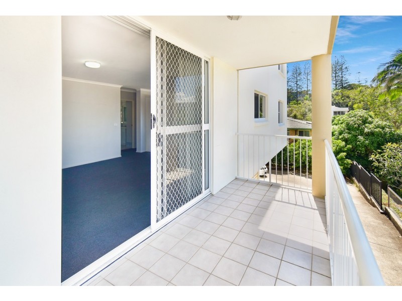 2/25 Saltair Street, Kings Beach QLD 4551