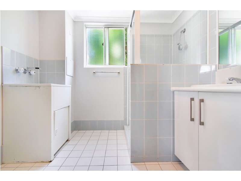 2/25 Saltair Street, Kings Beach QLD 4551