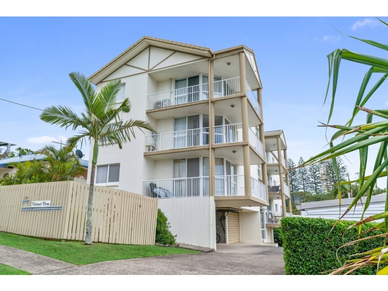 2/25 Saltair Street, Kings Beach QLD 4551