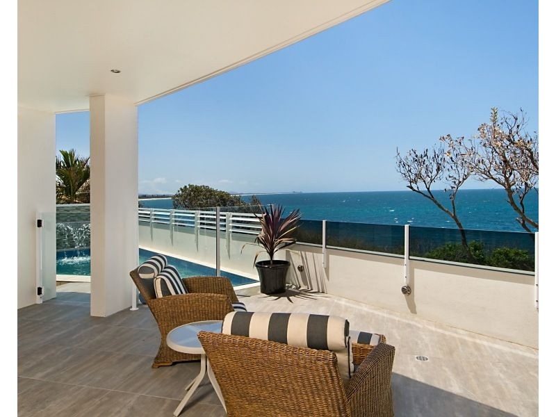 1 McIlwraith Street, Moffat Beach QLD 4551