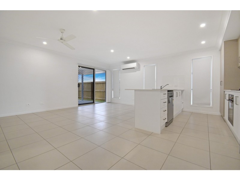 4 Philip Lane, Bells Creek QLD 4551