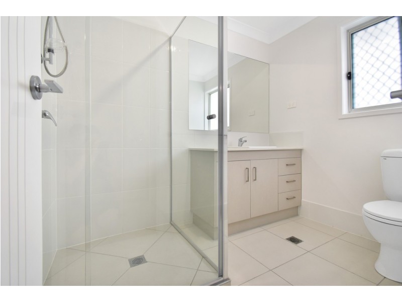 4 Philip Lane, Bells Creek QLD 4551