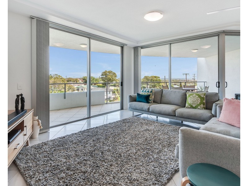 Unit 301/42 Queen Street, Kings Beach QLD 4551