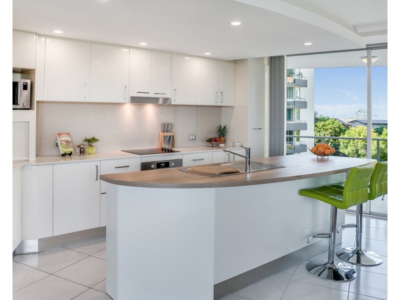 Unit 301/42 Queen Street, Kings Beach QLD 4551 Floorplan