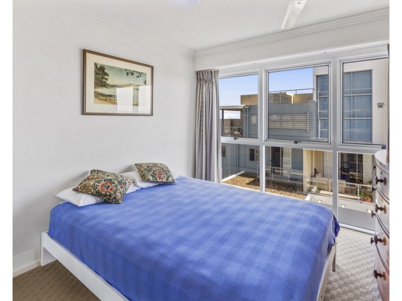 Unit 18/5 Canberra Terrace, Kings Beach QLD 4551