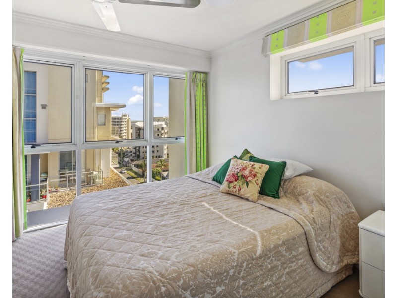 Unit 18/5 Canberra Terrace, Kings Beach QLD 4551