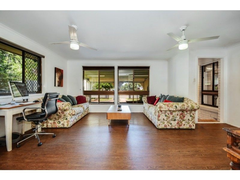 33 Moondara Drive, Wurtulla QLD 4575