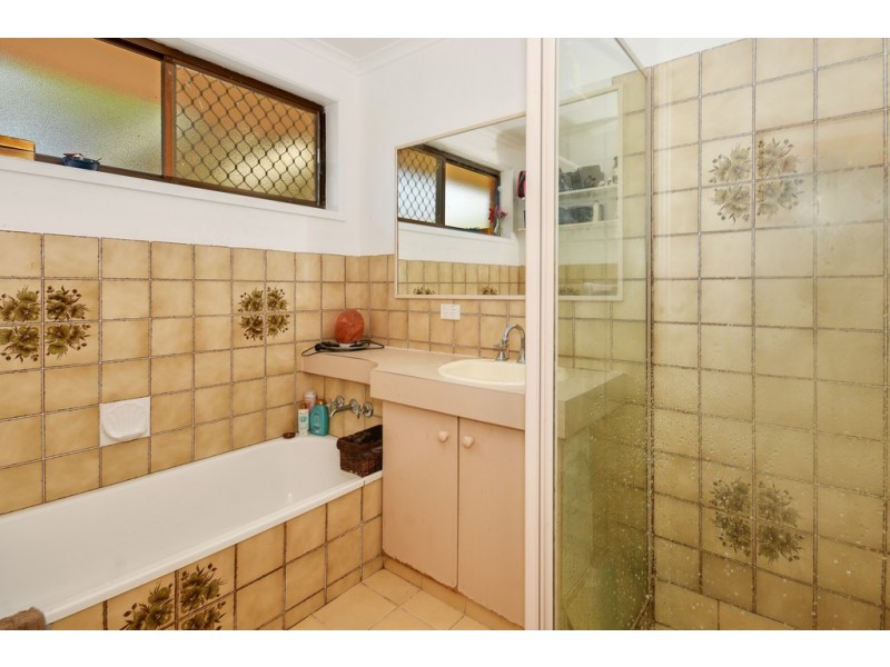 33 Moondara Drive, Wurtulla QLD 4575