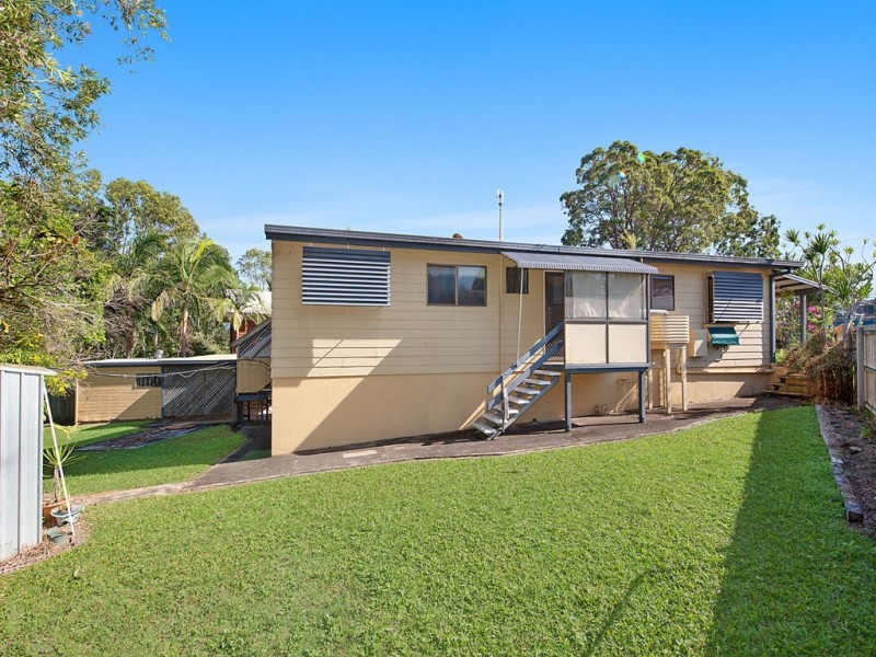 19 Val Crescent, Noosaville QLD 4566