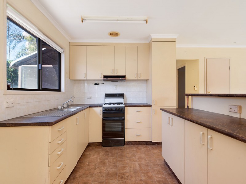 19 Val Crescent, Noosaville QLD 4566