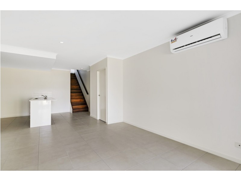 Unit 2/12 Macaranga Place, Palmwoods QLD 4555