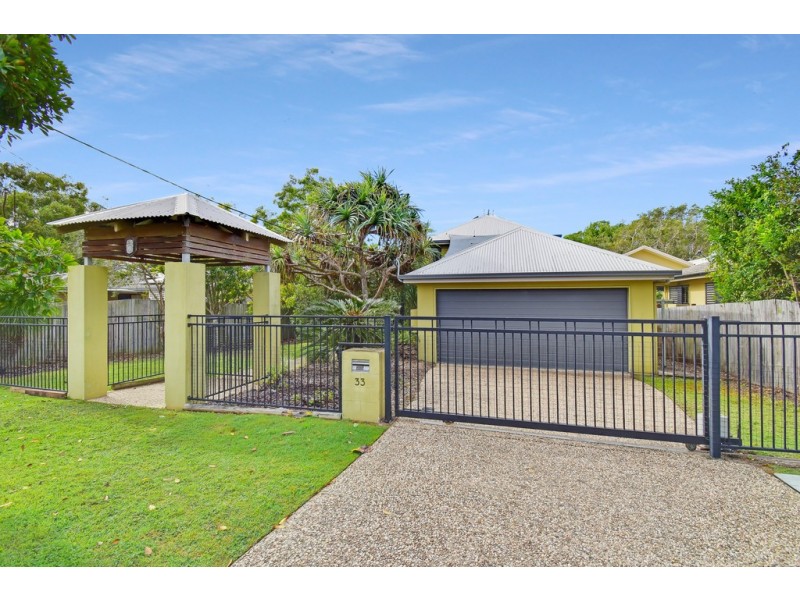 33 First Avenue, Caloundra QLD 4551