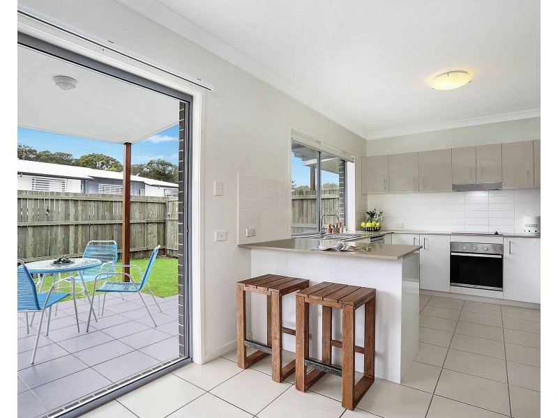 25/17 Greensboro Place, Little Mountain QLD 4551