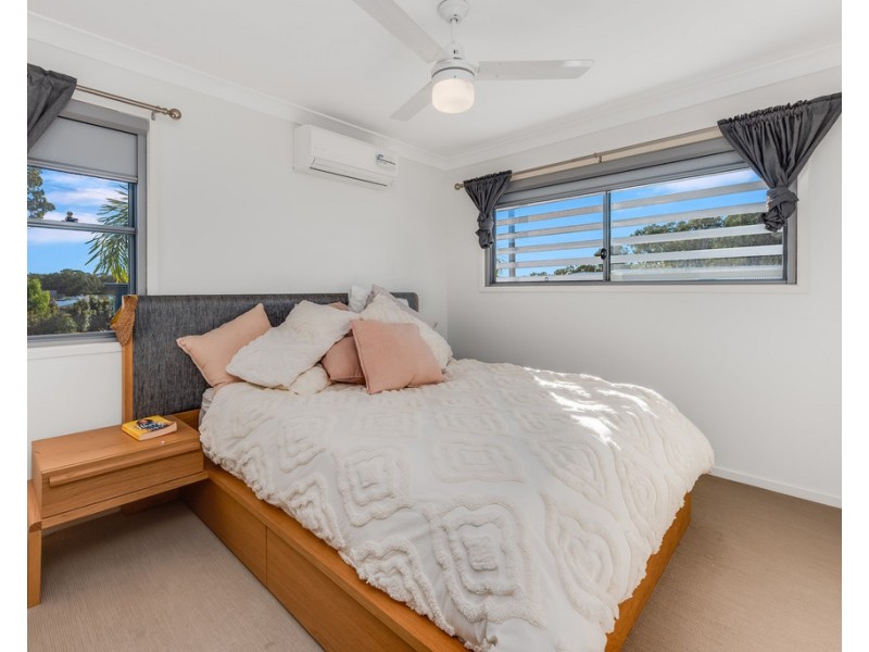 25/17 Greensboro Place, Little Mountain QLD 4551