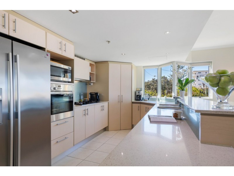 Unit 101/4 Queen Street, Kings Beach QLD 4551