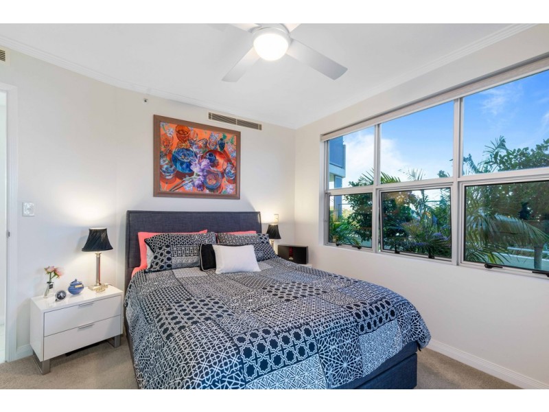 Unit 101/4 Queen Street, Kings Beach QLD 4551