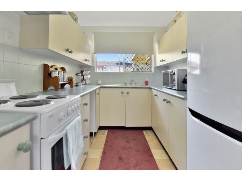 1/96 Beerburrum Street, Battery Hill QLD 4551