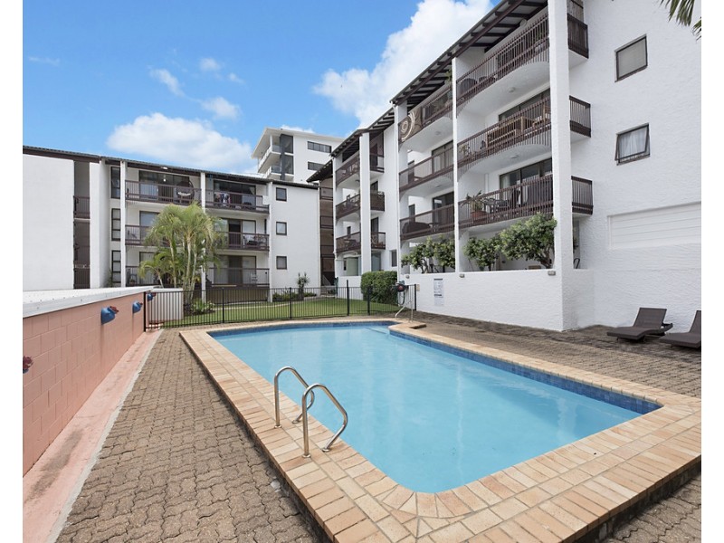 Unit 8/3 Sykes Avenue, Kings Beach QLD 4551