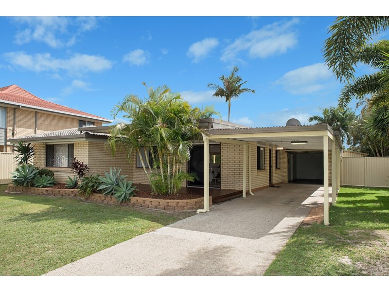 1 Cunningham Court, Golden Beach QLD 4551