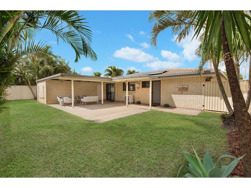 1 Cunningham Court, Golden Beach QLD 4551