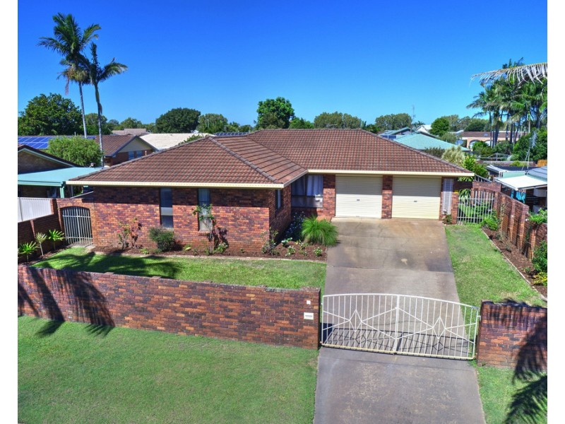 35 Ramsay Crescent, Golden Beach QLD 4551