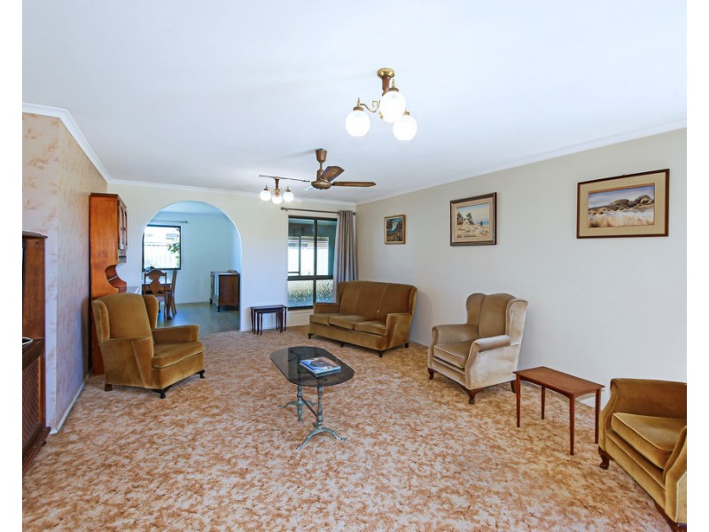 35 Ramsay Crescent, Golden Beach QLD 4551