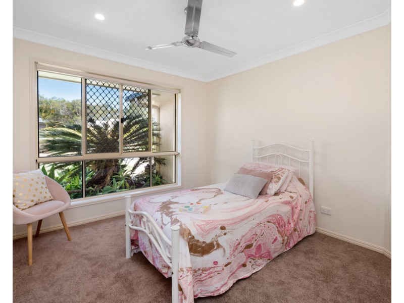 5 Ironbark Road, Little Mountain QLD 4551