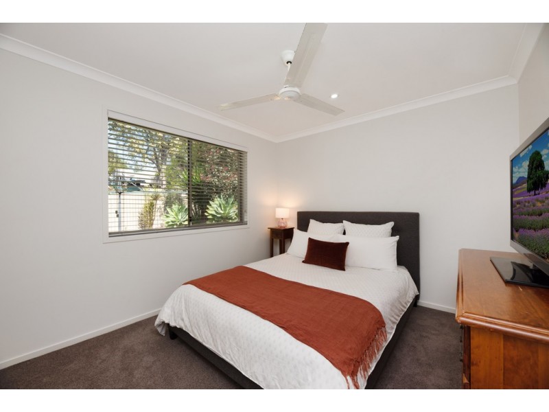 6 Greensboro Place, Little Mountain QLD 4551