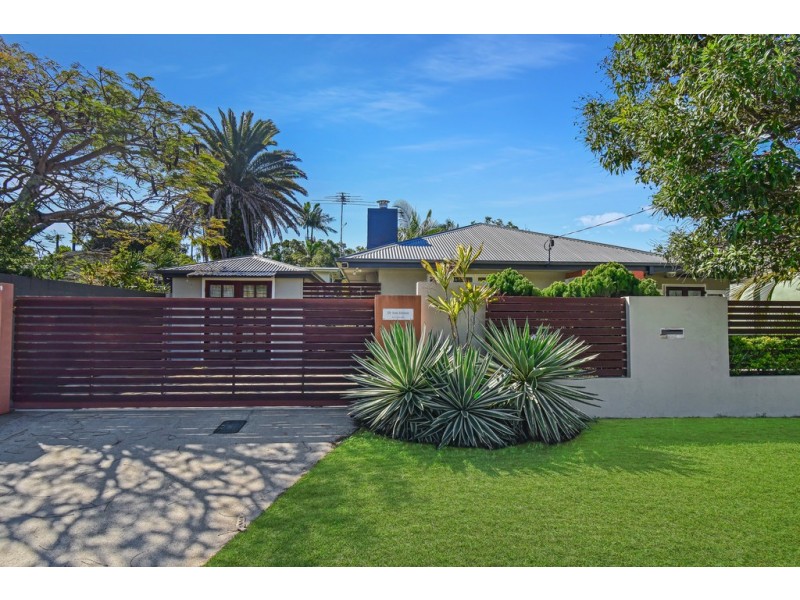 19 Oval Avenue, Caloundra QLD 4551