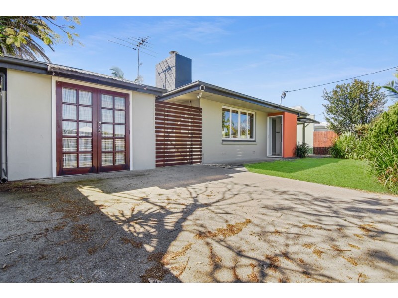 19 Oval Avenue, Caloundra QLD 4551