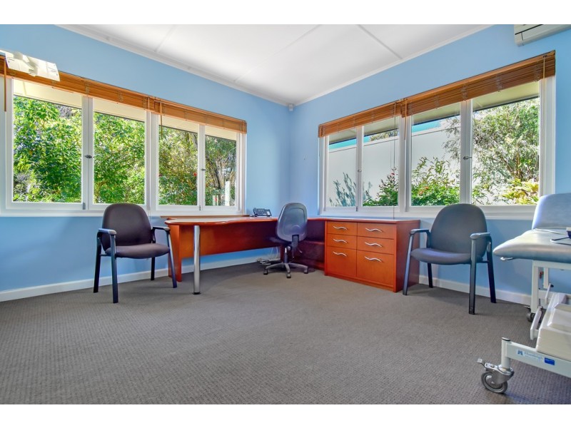 19 Oval Avenue, Caloundra QLD 4551