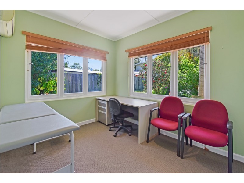 19 Oval Avenue, Caloundra QLD 4551