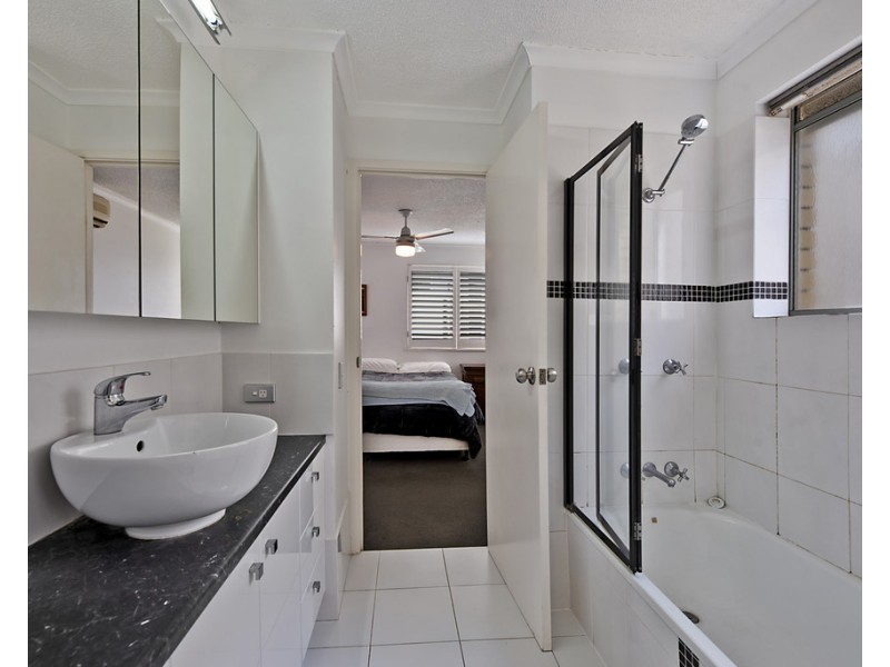 Unit 5/49 Verney Street, Kings Beach QLD 4551