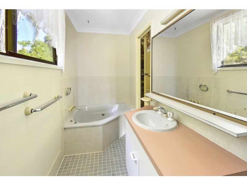 19 Alexander Street, Aroona QLD 4551