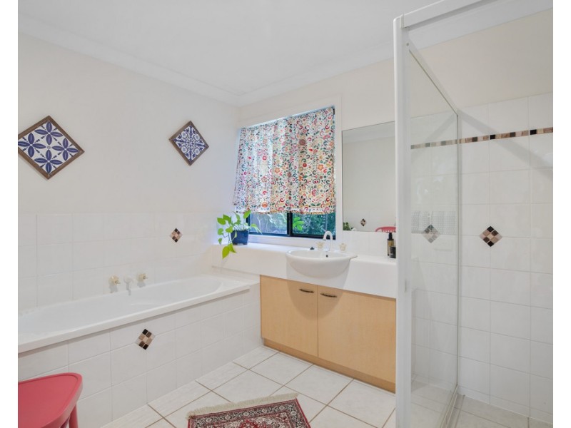 5 Wisteria Place, Currimundi QLD 4551