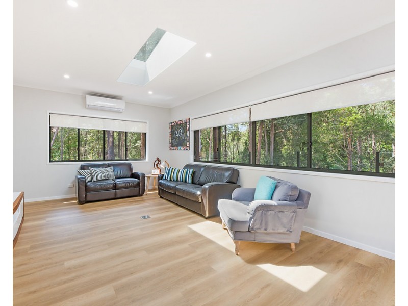 20 Carisbrook Court, Little Mountain QLD 4551