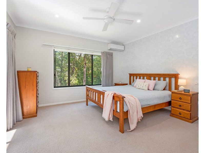 20 Carisbrook Court, Little Mountain QLD 4551