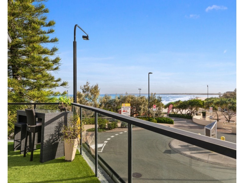 36 Esplanade Headland, Kings Beach QLD 4551