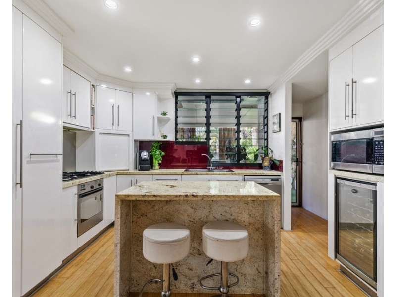 36 Esplanade Headland, Kings Beach QLD 4551