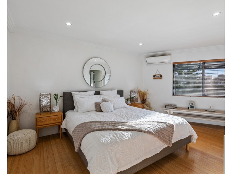 36 Esplanade Headland, Kings Beach QLD 4551