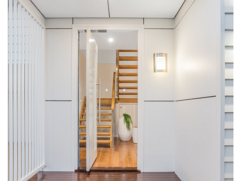 37 Dicky Beach Close, Dicky Beach QLD 4551