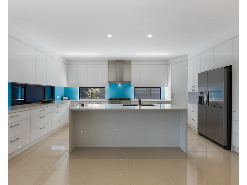 6 Duke Street, Meldale QLD 4510