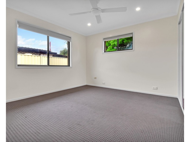 37 Lapoinya Crescent, Warana QLD 4575