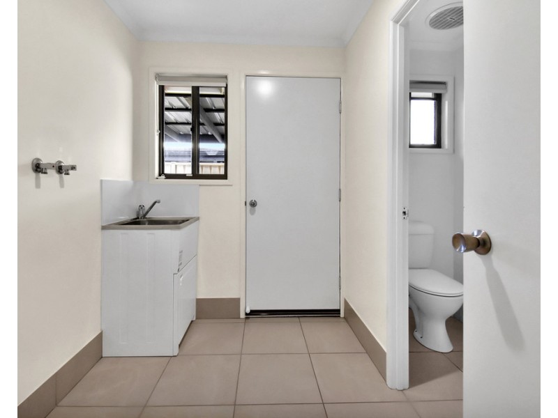37 Lapoinya Crescent, Warana QLD 4575