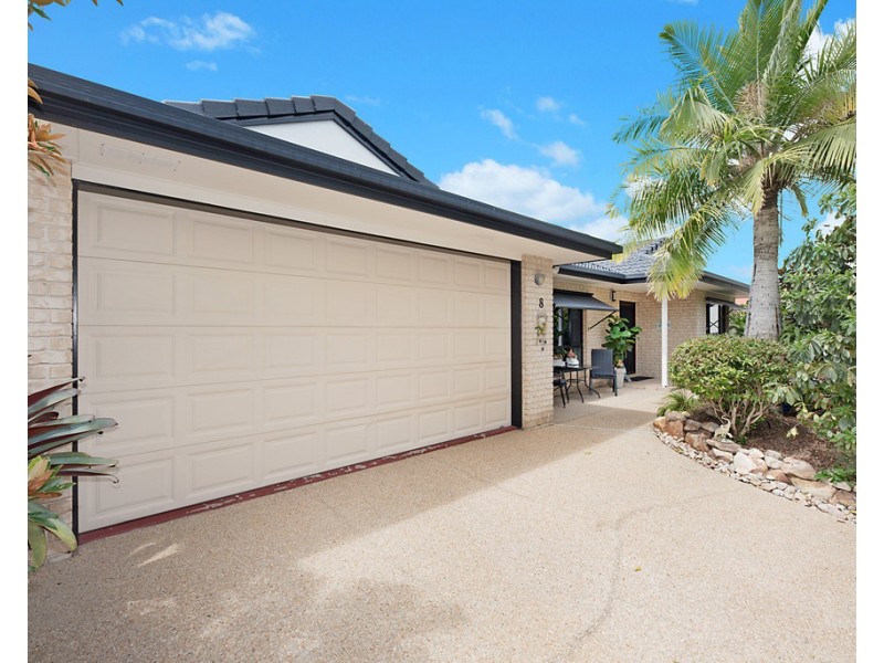 8 Investigator Place, Pelican Waters QLD 4551